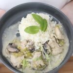 IMG Hähnchengeschnetzeltes mit Blumenkohlreis und Frischkäsesauce Low Carb