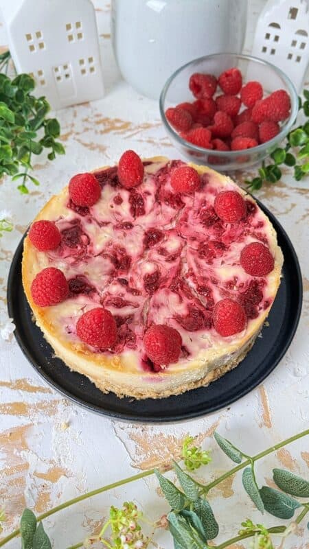 Käsekuchen mit Himbeeren: 100% einfach und cremig Käsekuchen mit Himbeeren: 100% einfach und cremig