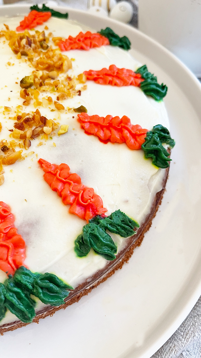 Karottenkuchen mit Frosting Rezept, saftig, schnell gemacht, Rübelikuchen, Möhrenkuchen