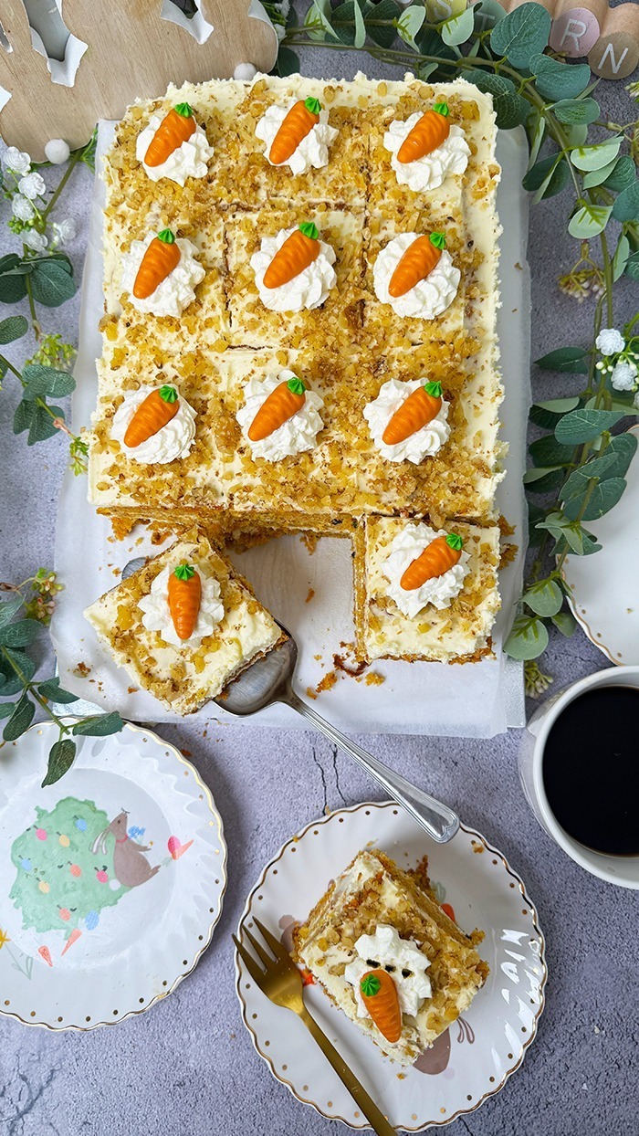 Karottenkuchen mit Mascarpone und Marzipan Deko zu Ostern