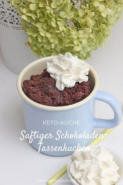 Der saftigste Keto-Schokoladen-Tassenkuchen in nur 4 Minuten! 1