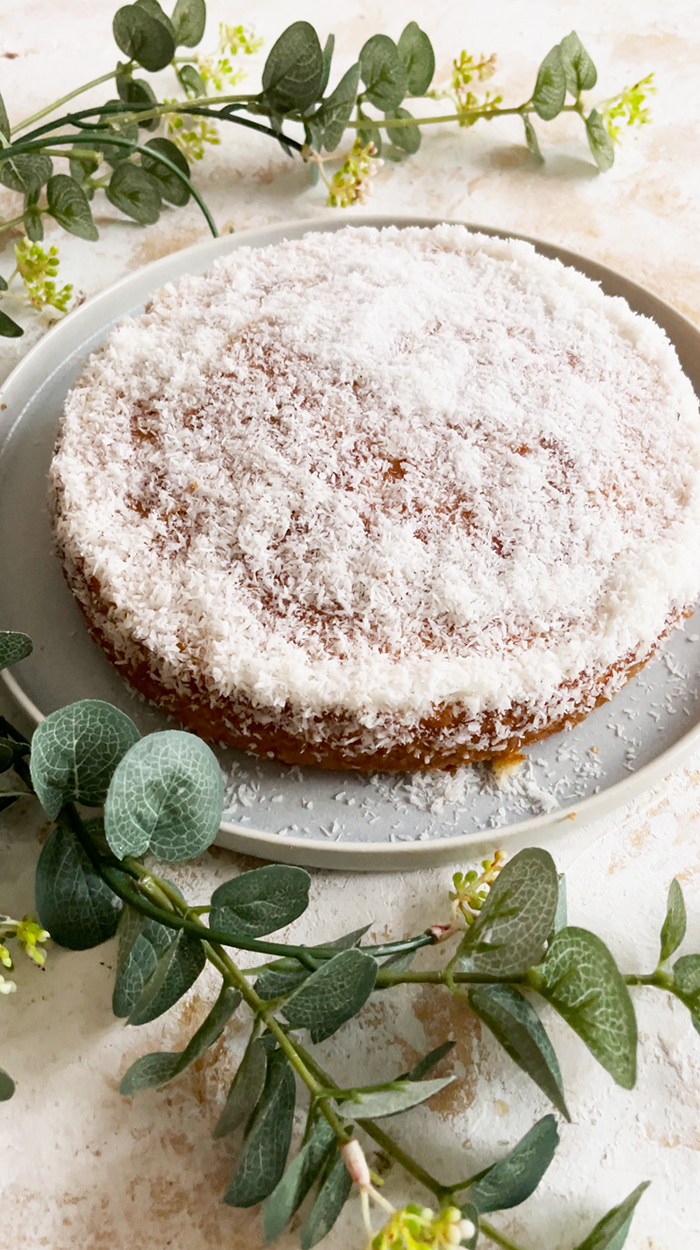 Kokoskuchen Rezept, Kokos, Kuchen, Backen, Rezept, Zutaten, Kokosmehl, Kokosmilch, Zucker, Eier, Gebäck, Kuchen