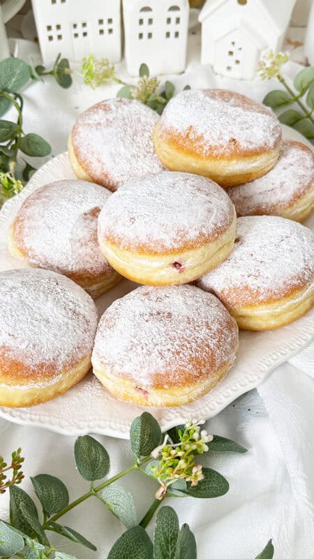 Das beste Krapfen Rezept: 5 Tipps für extra fluffige Berliner mit ...