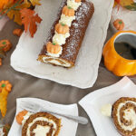 IMG Kuerbis Biskuitrolle mit cremiger Fuellung Rezept 09