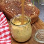 IMG Kürbis Feta Walnuss Aufstrich Dinkel Haferflocken Brot 2
