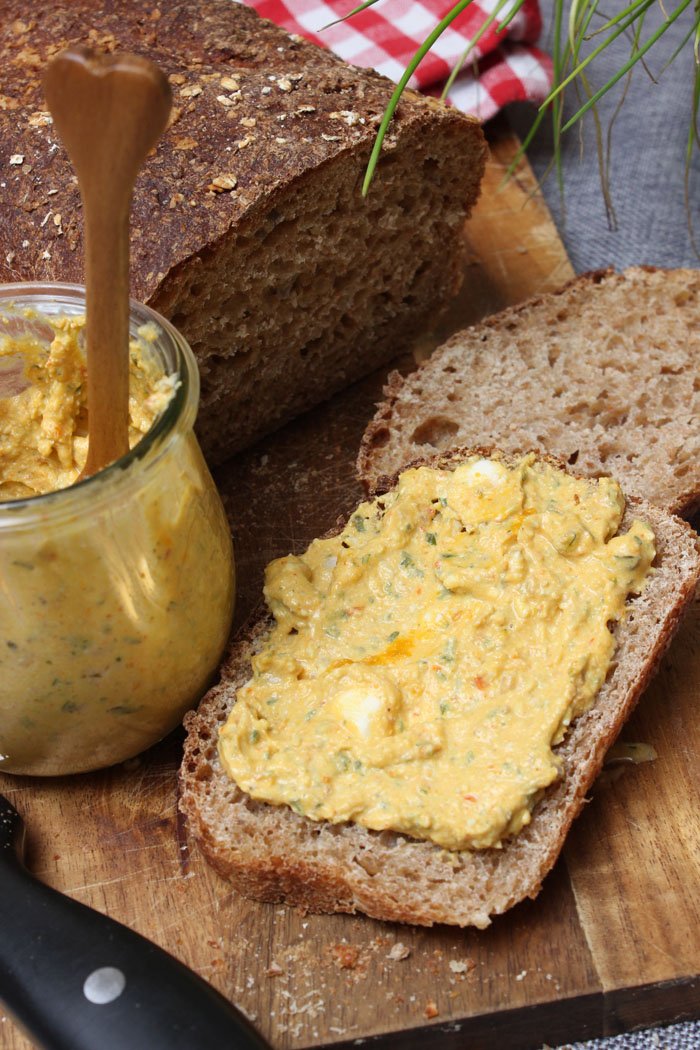 Kürbis-feta-walnuss-aufstrich & dinkel-haferflocken brot 7 Kürbis-feta-walnuss-aufstrich & dinkel-haferflocken brot