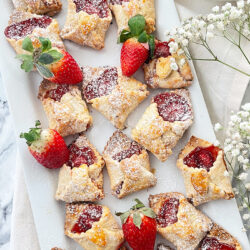 IMG Liebesbrief Kekse mit Erdbeeren Love Letters Cookies