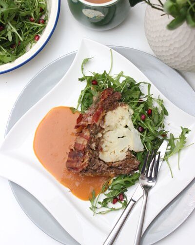 Low Carb Blumenkohlbombe mit Rahmsauce - So einfach geht es 1 IMG Low Carb Blumenkohlbombe Rezept TL