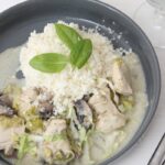 IMG LowCarb Hähnchengeschnetzeltes mit Blumenkohlreis und Frischkäsesauce 8