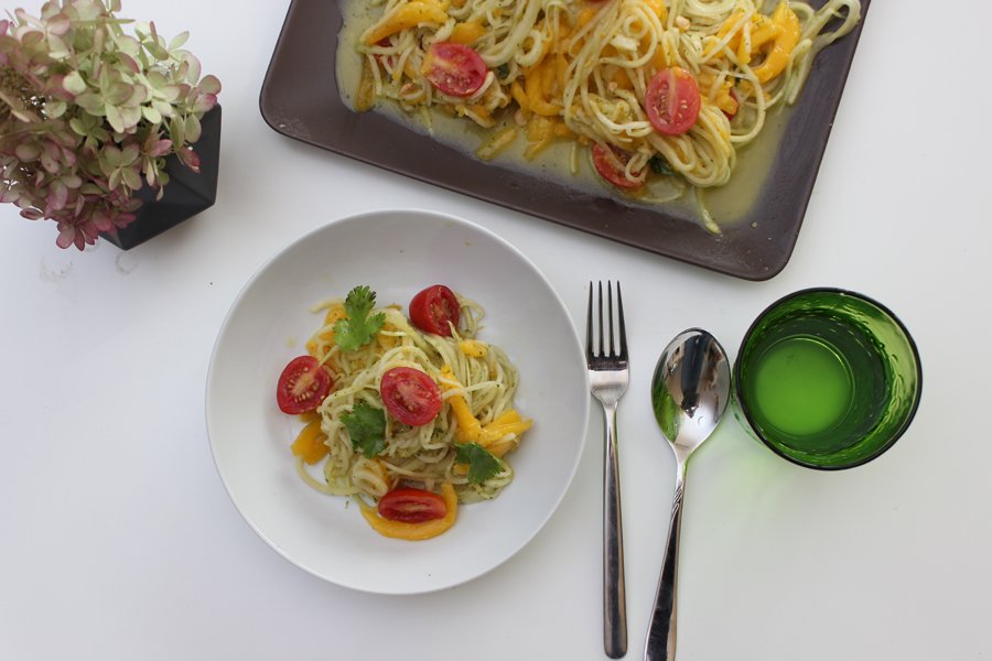 Kohlrabisalat mit Mango und Tomaten - Lurch Spiralschneider
