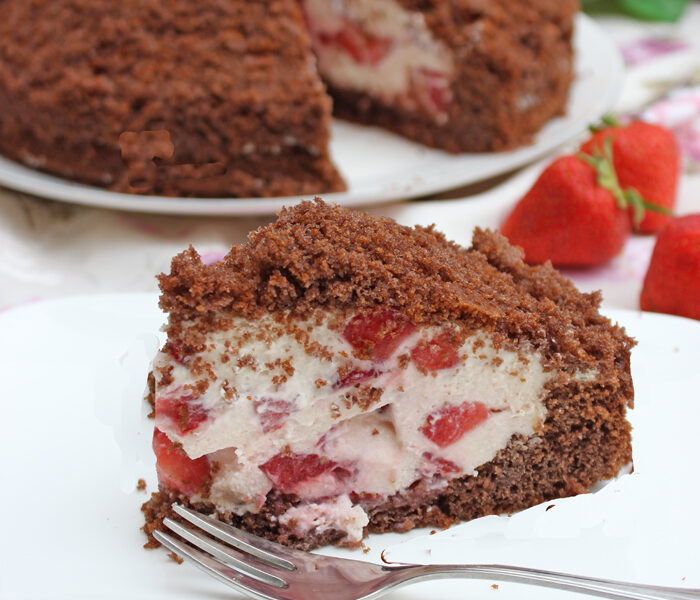 Maulwurfkuchen mit Erdbeeren | Super lecker und schnell gemacht