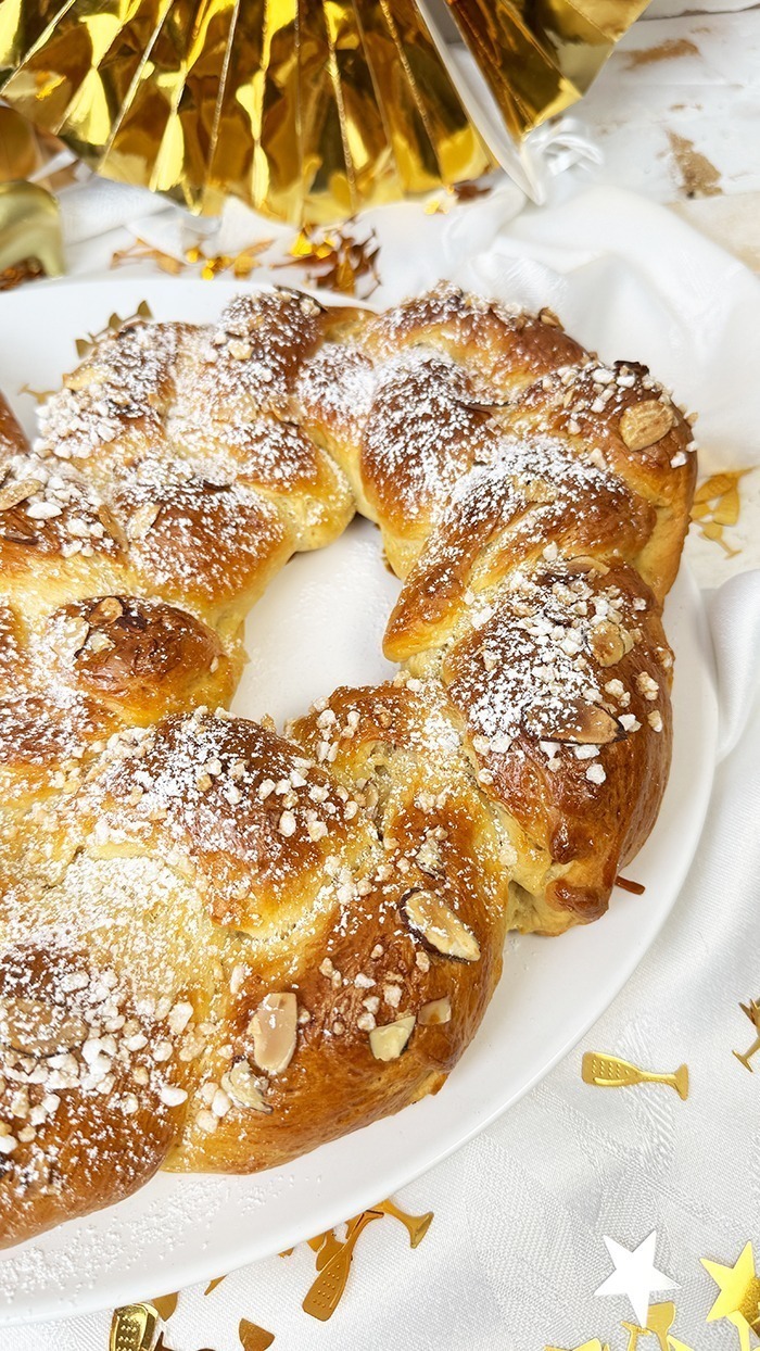 Neujahrsbrezel Rezept selber backen - Super Fluffig! 
