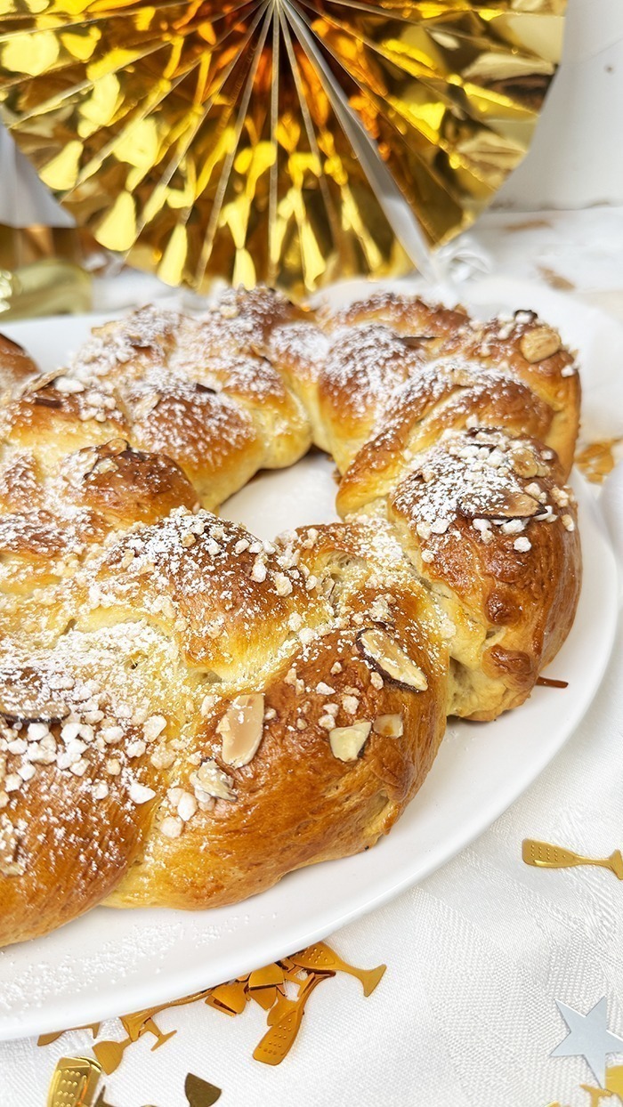 Neujahrsbrezel Rezept selber backen - Super Fluffig! 