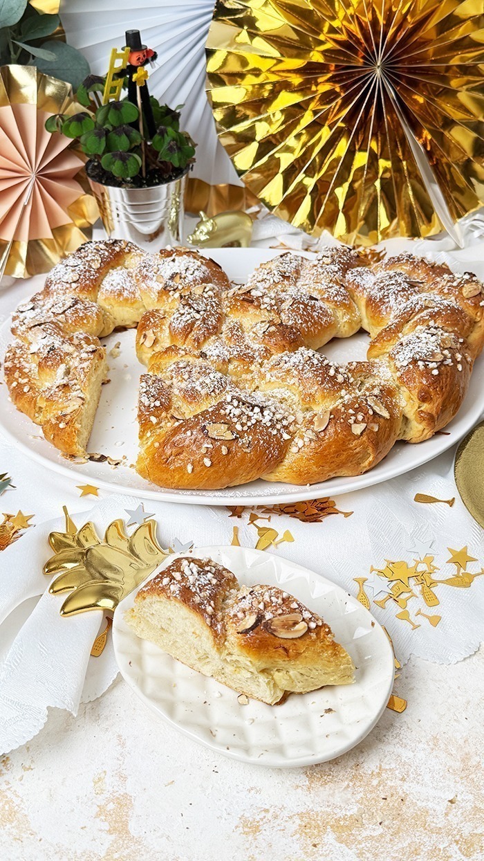 Neujahrsbrezel Rezept selber backen - Super Fluffig! 