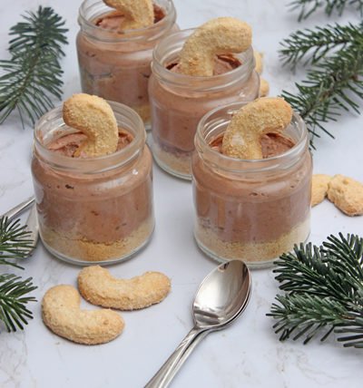 IMG Nuss Nougat Cheesecake mit Vanillekipferl TL