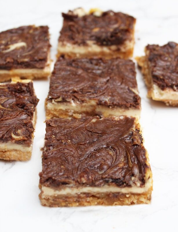 IMG Nutella Swirl Kaesekuchen Schnitten Rezept