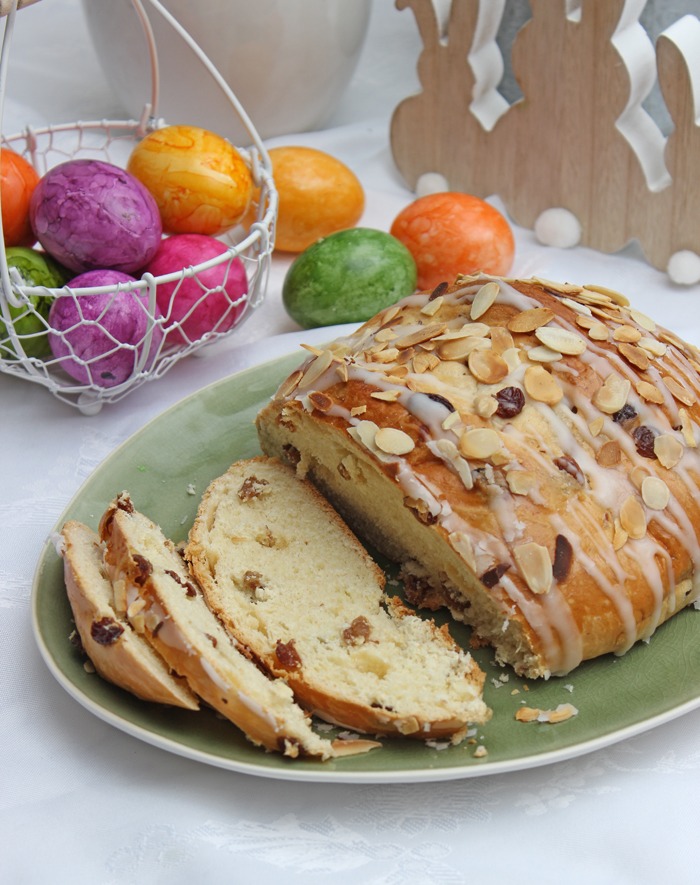 Osterbrot backen