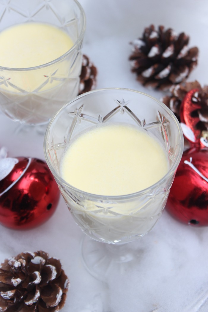 Das beste Panna Cotta mit Himbeersauce Dessert im Glas