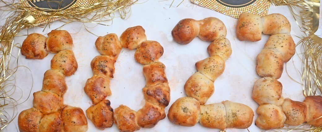 IMG Pizzabaellchen als Number Brot pull apart Rezept