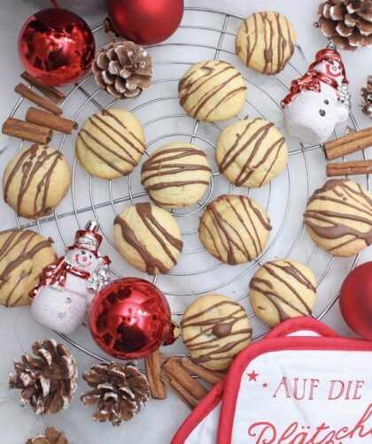 IMG Plaetzchen mit Milka Schokofuellung Rezept 05