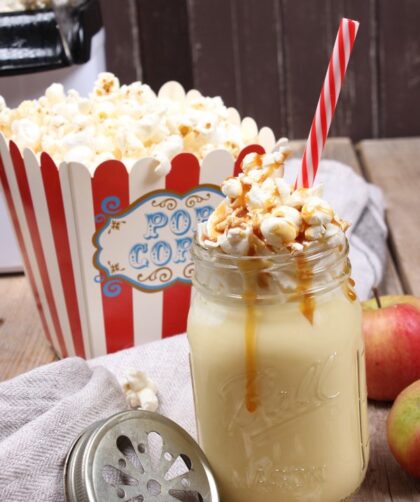 IMG Popcorn Apfel Milkshake mit Vanilleeis und Karamellsoße TL