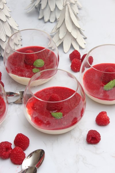 IMG Prosecco Creme mit Himbeerkompott Titelb