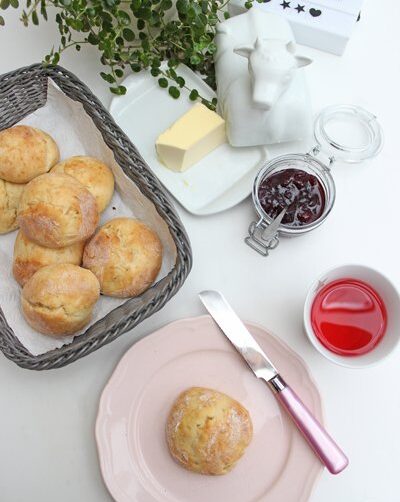 Schnelles Quarkbrötchen-Rezept: Unglaublich fluffig und in nur 25 Minuten fertig!
