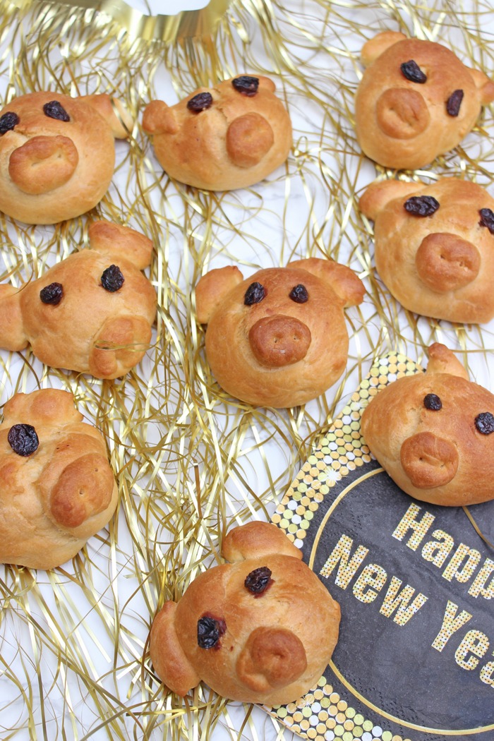 Glücksschweinchen backen mit Briocheteig