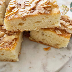 Das perfekte rezept für butterkuchen mit mandeln, butterkuchen nach omas art, butterkuchen