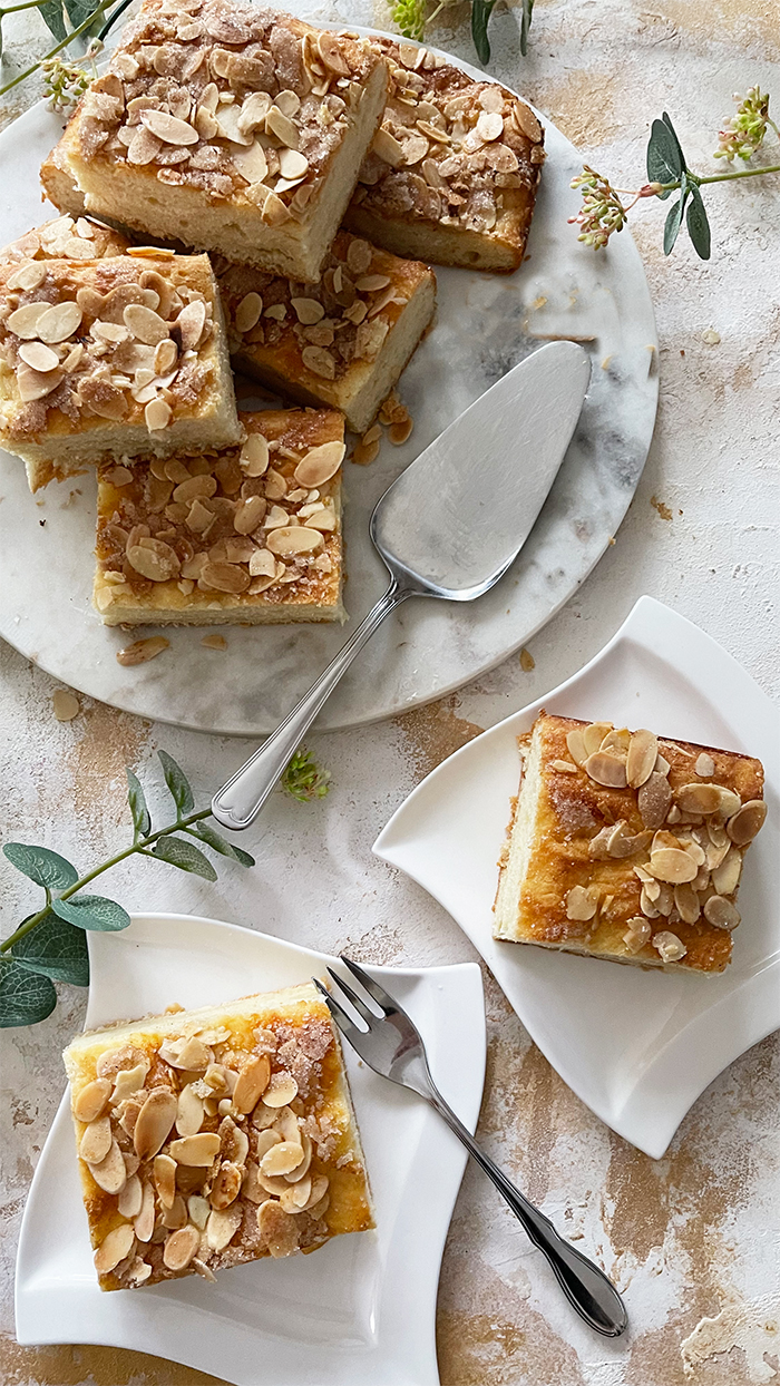Das perfekte rezept für butterkuchen mit mandeln, butterkuchen nach omas art, butterkuchen