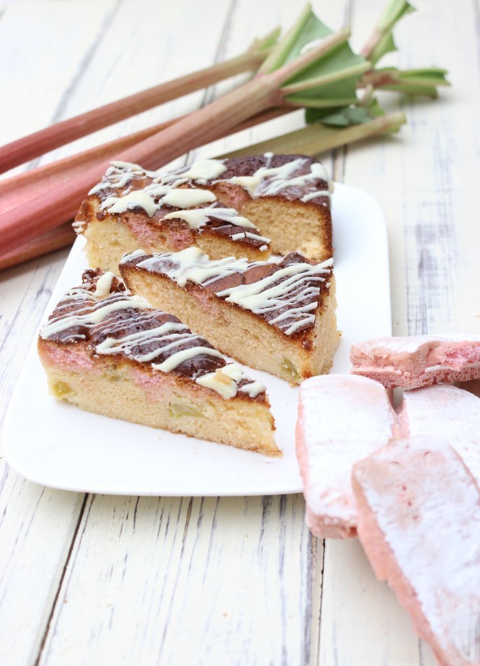 Rhabarber-blondies rezept - fruchtig und einfach