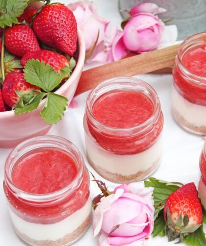 IMG Rhabarber Cheesecake Cups Dessert Glas 02