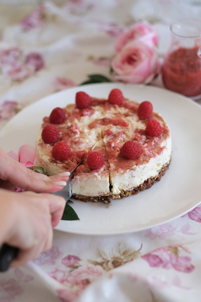 Rhabarber-Himbeertorte mit Schokocrossie | No-bake Cake