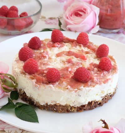 IMG Rhabarber Himbeertorte mit Schokocrossie TL