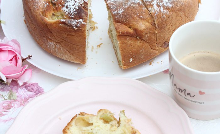 Rhabarber Swirl Kuchen Rezept