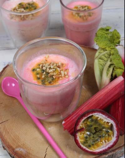IMG Rhabarbercreme mit Passionsfrucht 01