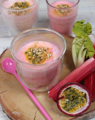 Mega leckeres rhabarbercreme mit passionsfrucht dessert 2 Rhabarbercreme mit passionsfrucht dessert