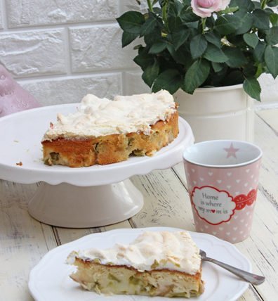 Leckerer rhabarberkuchen mit baiserhaube nach omas art 4