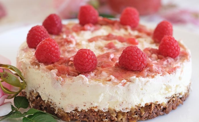 IMG Rhabarbetorte mit Schokocrossie
