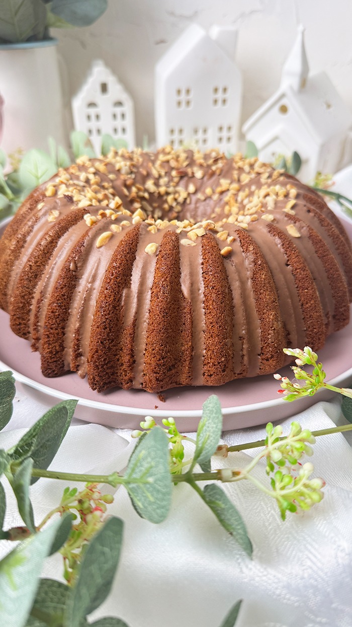 Saftiger Nusskuchen Rezept nach Omas Art ohne Mehl