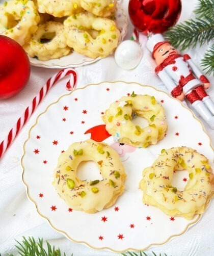IMG Schmandkringel mit Pistazien 06