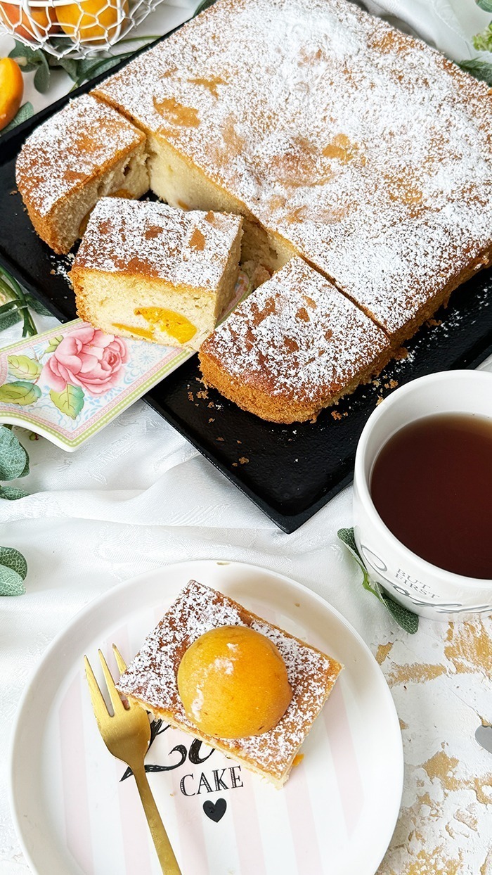 Schneller Aprikosenkuchen vom Blech nach Omas Art