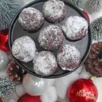 IMG Schokokugeln oder Snowcaps Rezept Weihnachtliche Kekse TL