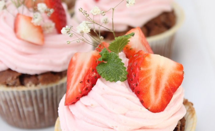 Schokoladen-erdbeer-cupcakes rezept 2