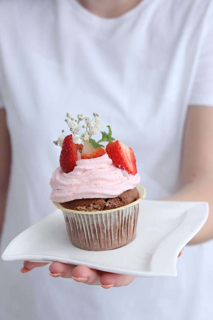 Schokoladen-Erdbeer-Cupcakes