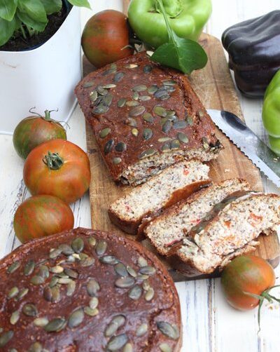 IMG So machst du ein Tomaten Paprika Brot in zwei Varianten Low Carb und klassisch TL