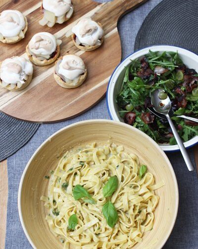 IMG Sommerpasta Ruculasalat mit Kräutern und Birnentörtchen alla Jamie Oliver 9