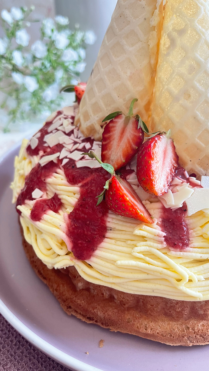 Leicht gemachter Spaghettieis-Kuchen mit Erdbeeren: In 30 Minuten ist er fertig!