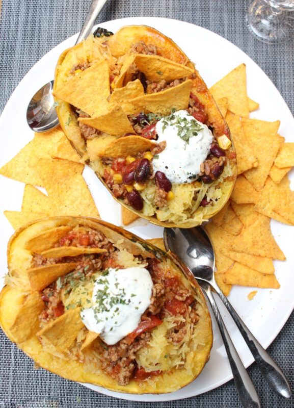 Spaghettikuerbis mit Chili con carne und Tortilla Chips 5