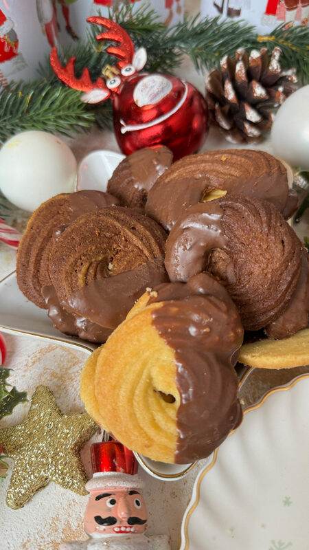 Feinstes klassisches Spritzgebäck mit Spritzbeutel Rezept Feinstes klassisches Spritzgebäck mit Spritzbeutel Rezept